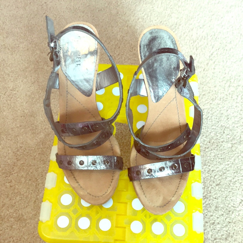 Nine West Metallic Sandal
